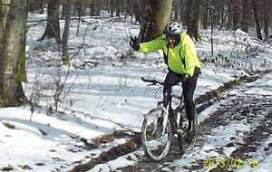 Sortie du dimanche 10/02/2013. Sortie bien fraiche au départ -6° et puis quelques problèmes mécaniques du à la glace qui s'est formée partout sur les vélos.