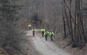 Sortie du dimanche 07/04/2013. Enfin les chemins sont presque secs, pour combien de temps...1ère reconnaissance du 45km pour Montreux à vélo du 02 juin 2013.