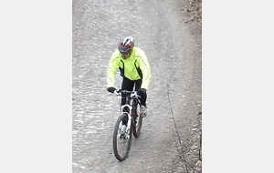 Sortie du dimanche 07/04/2013. Enfin les chemins sont presque secs, pour combien de temps...1ère reconnaissance du 45km pour Montreux à vélo du 02 juin 2013.