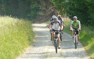 Au 2ème ravitaillement des 53 et 71km VTT.