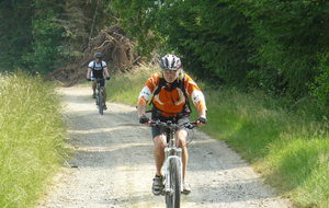 Au 2ème ravitaillement des 53 et 71km VTT.