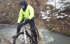 Sortie du dimanche 28 février 2016. Traversée de rivière à l'arrière de Romagny.