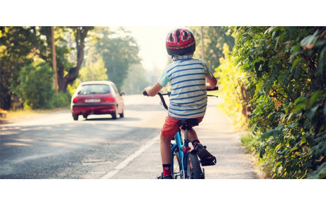 A vélo, le casque obligatoire pour les moins de 12 ans